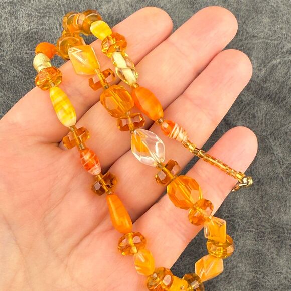 Orange Givre Swirl Glass Vintage Beaded Crystal Gold-tone Necklace UV GLOW - Picture 6 of 13